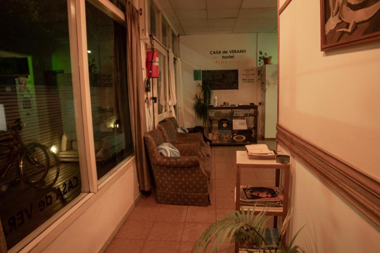Pinamar Hostel Casa De Verano Экстерьер фото