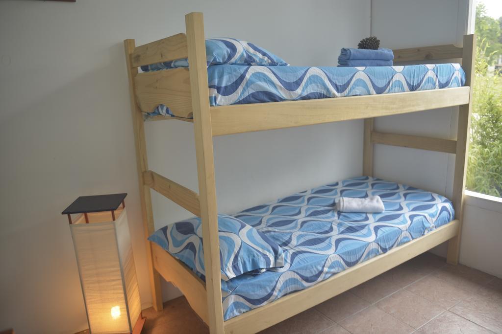 Pinamar Hostel Casa De Verano Экстерьер фото