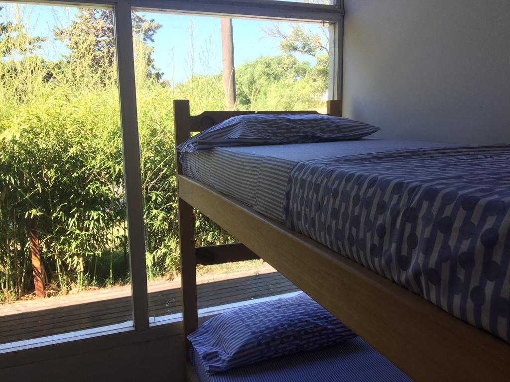 Pinamar Hostel Casa De Verano Экстерьер фото